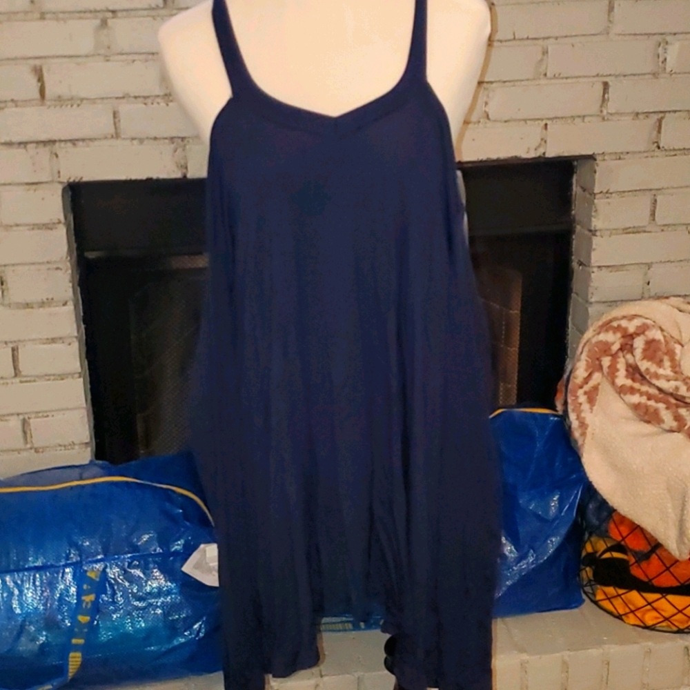 Cold shoulder tunic